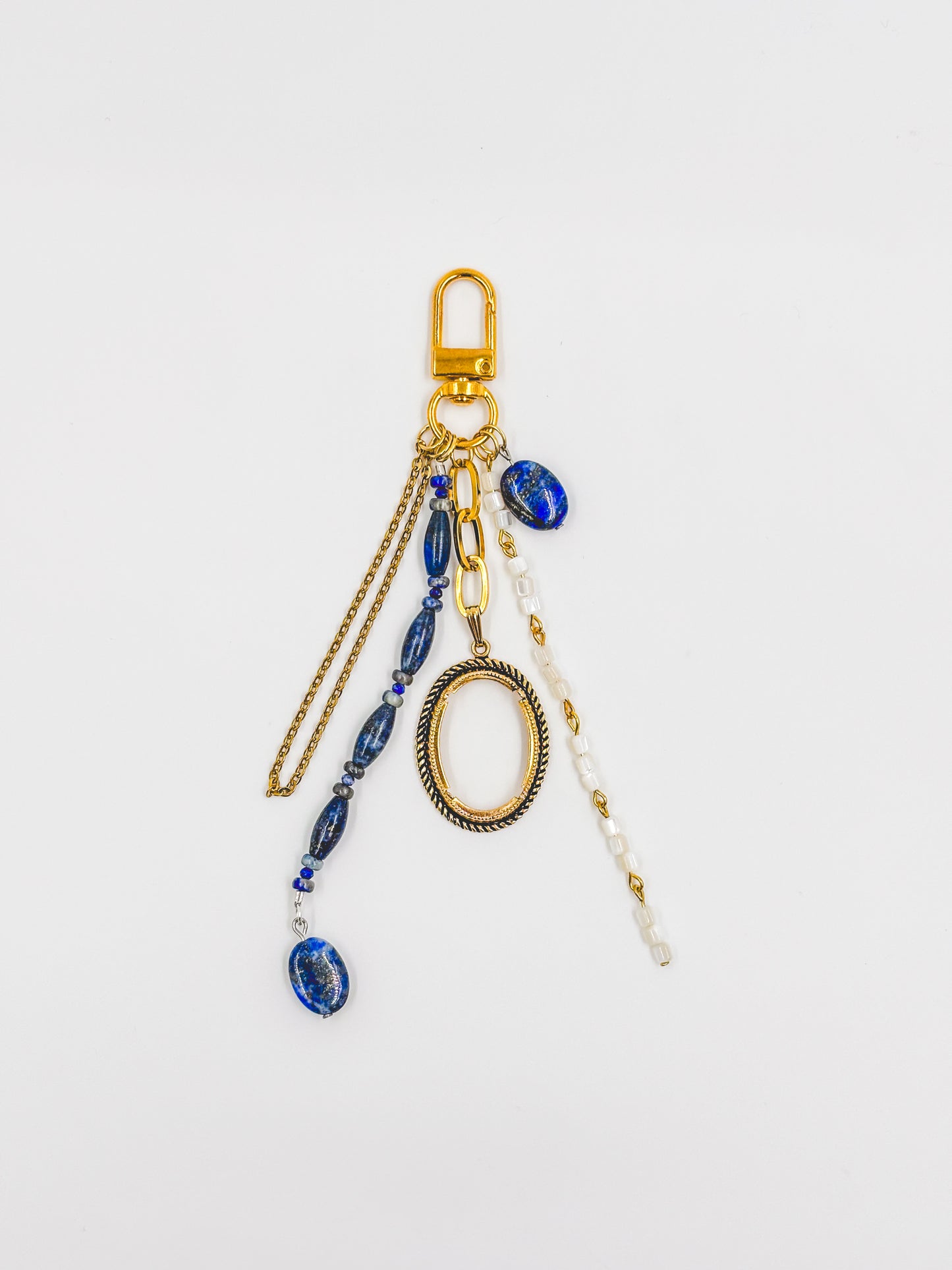 Trinket Totem - Vintage Oval Frame Totem